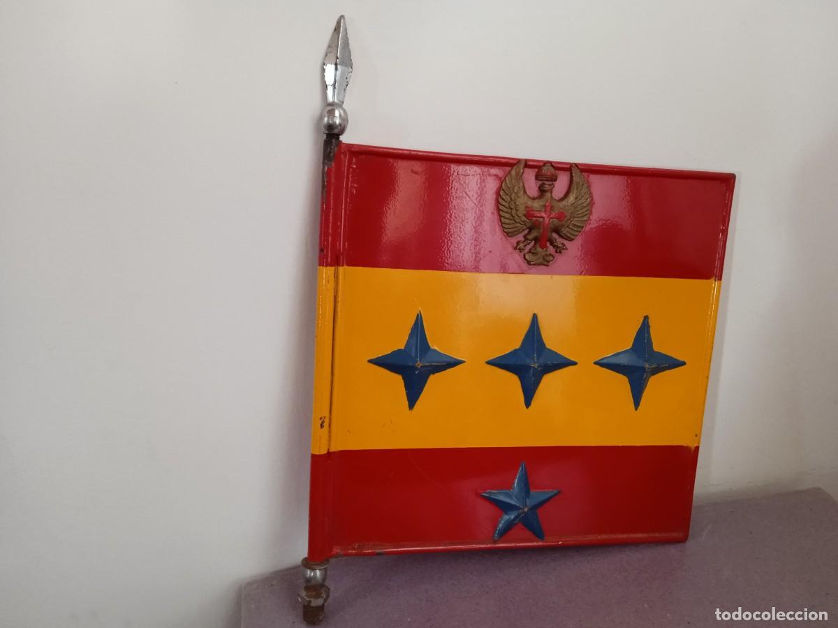 Militaria: BANDER&Iacute;N de COCHE OFICIAL. - Foto 2