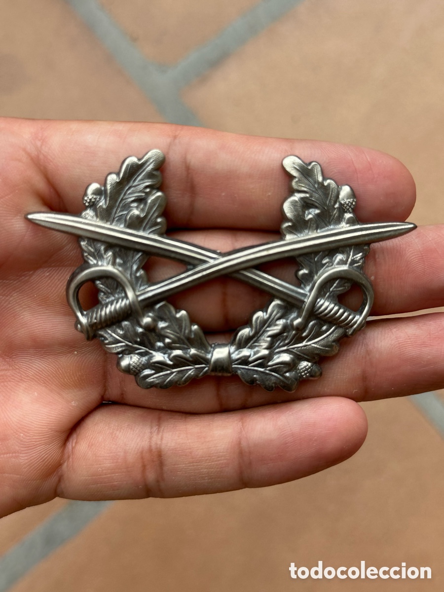 Militaria: ANTIGUO EMBLEMA DE GORRA ALEMAN BUNDESWEHR