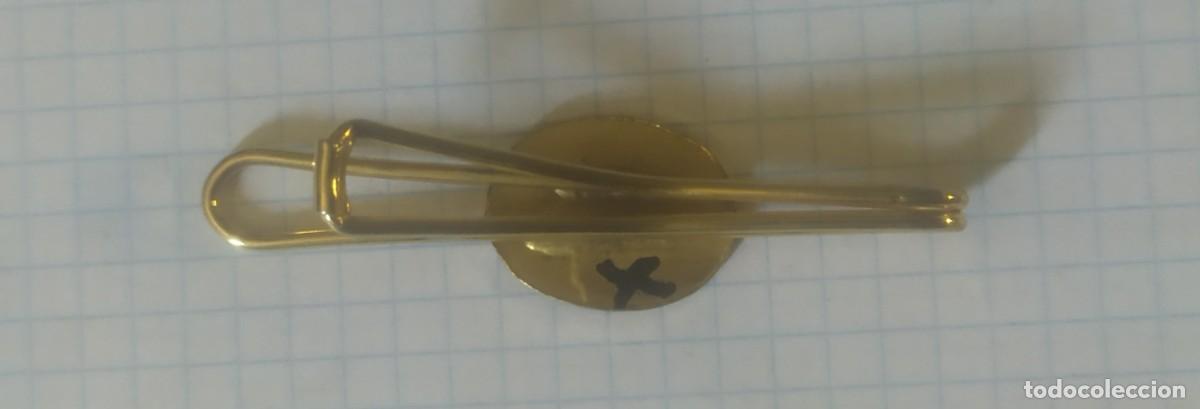 Militaria: Pasacorbatas de tel&eacute;grafos - Foto 2