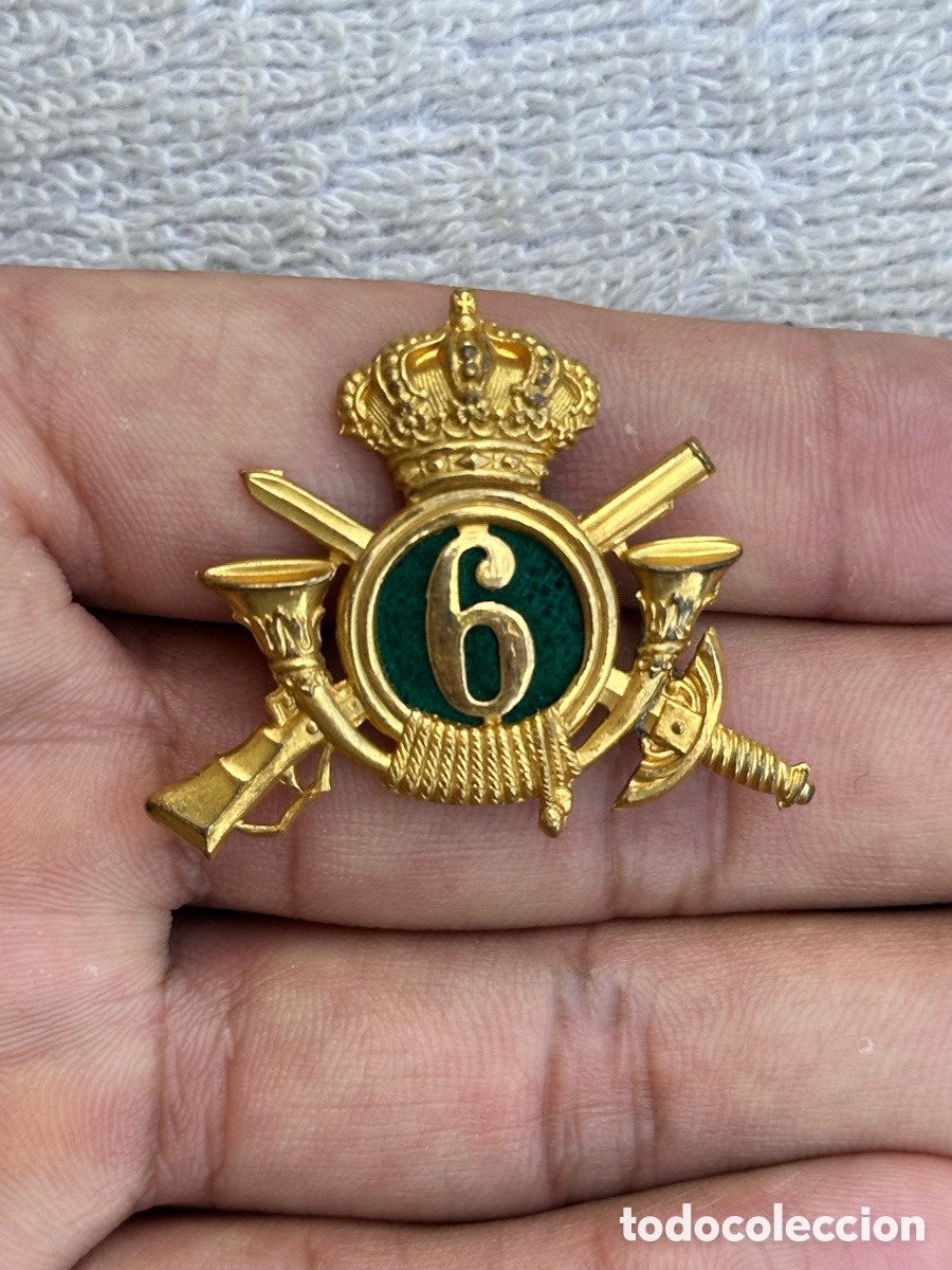 Militaria: INSIGNIA EMBLEMA DE INFANTERIA N&ordm; 6 - EPOCA ALFONSO XIII