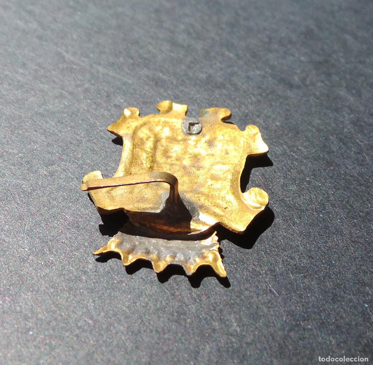 Militaria: INSIGNIA, ESCUDO DE GRANADA. 2,9X2,2. - Foto 2
