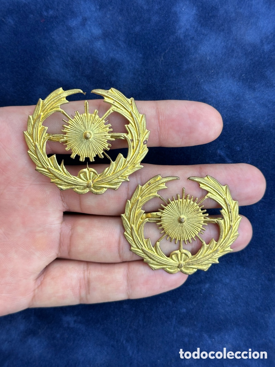 Militaria: ANTIGUOS EMBLEMAS DE INTENDENCIA MILITAR REPUBLICA GUERRA CIVIL 4,2x5 CM