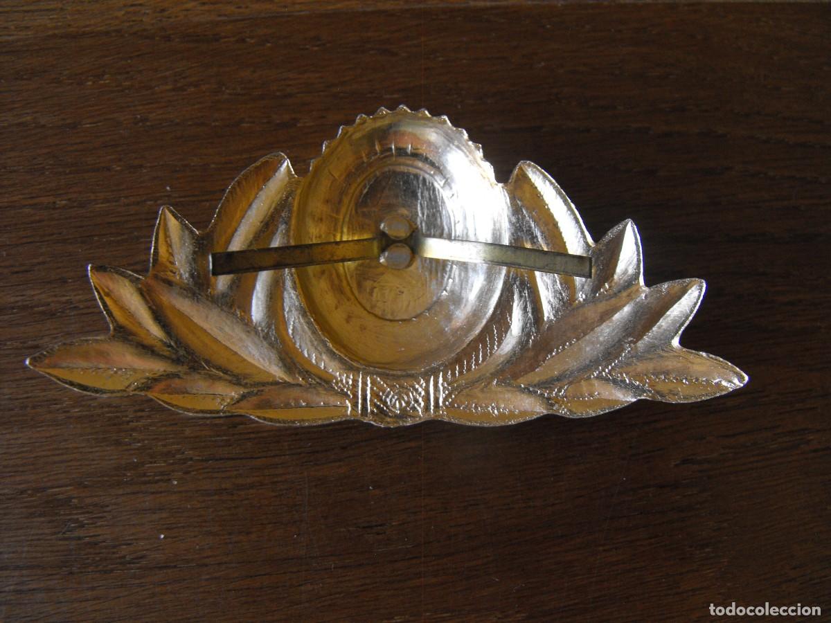 Militaria: Insignia de Gorro de la Uni&oacute;n Sovi&eacute;tica. - Foto 2