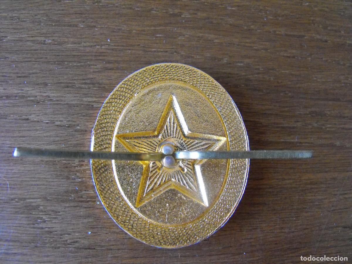 Militaria: Insignia de Gorro de la Uni&oacute;n Sovi&eacute;tica. - Foto 2