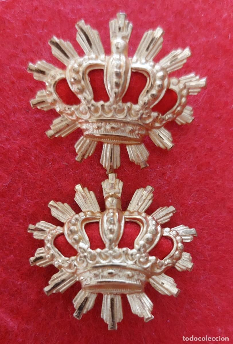 Militaria: PAREJA DE CORONAS DE CARABINEROS. ALFONSO XII