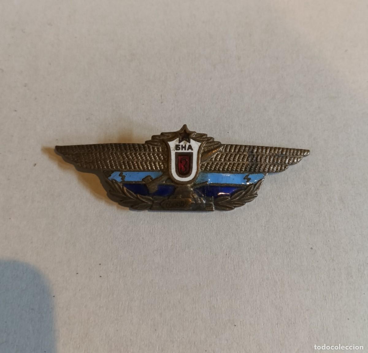 Militaria: Insignia esmaltada de carros - Foto 1