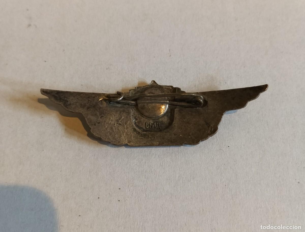 Militaria: Insignia esmaltada de carros - Foto 2