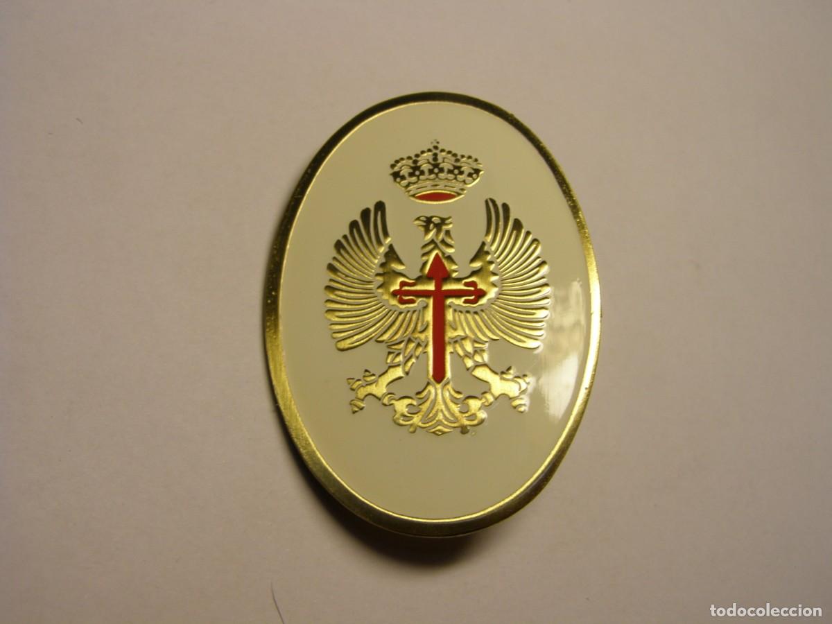 Militaria: Placa insignia del Ej&eacute;rcito Espa&ntilde;ol, academia de oficiales, a&ntilde;os 77-80.