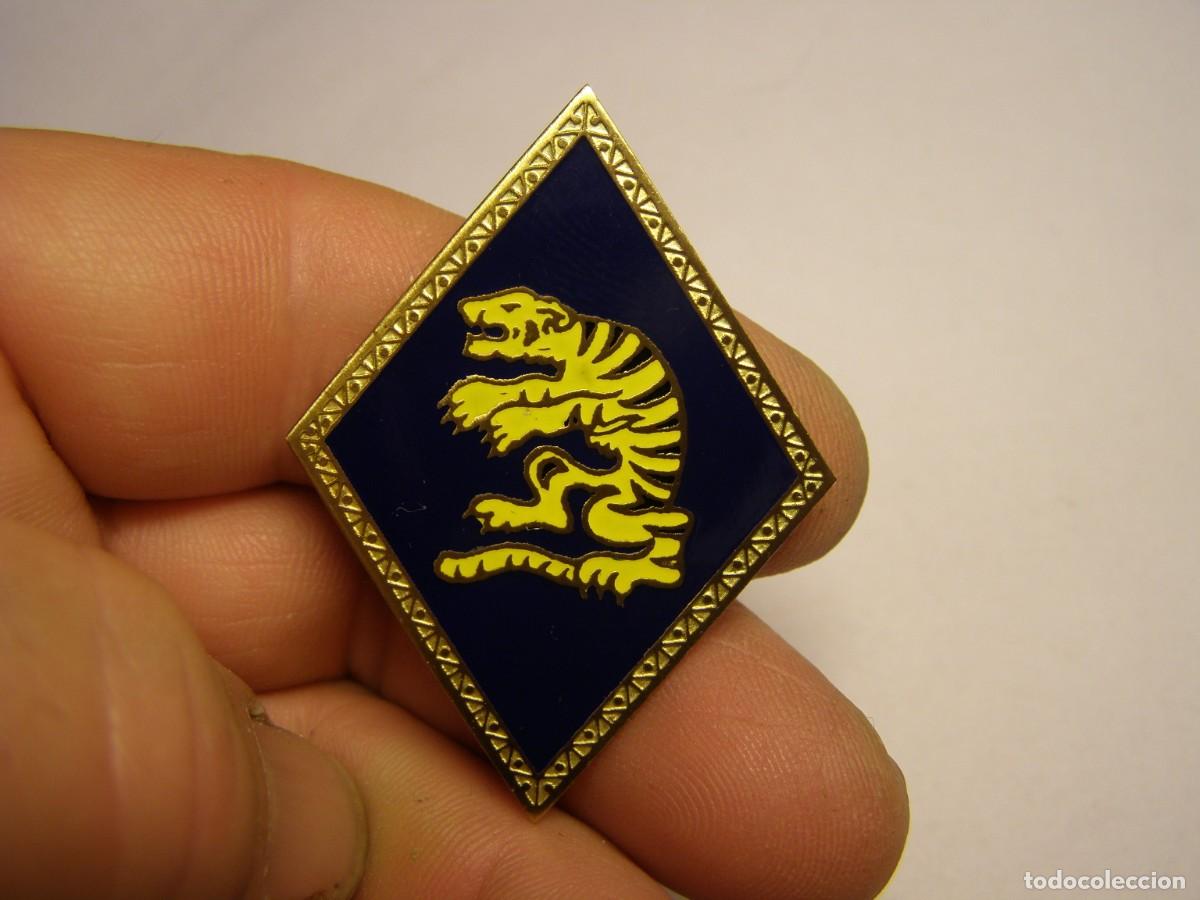 Militaria: Insignia rombo para pepito de la Legi&oacute;n.