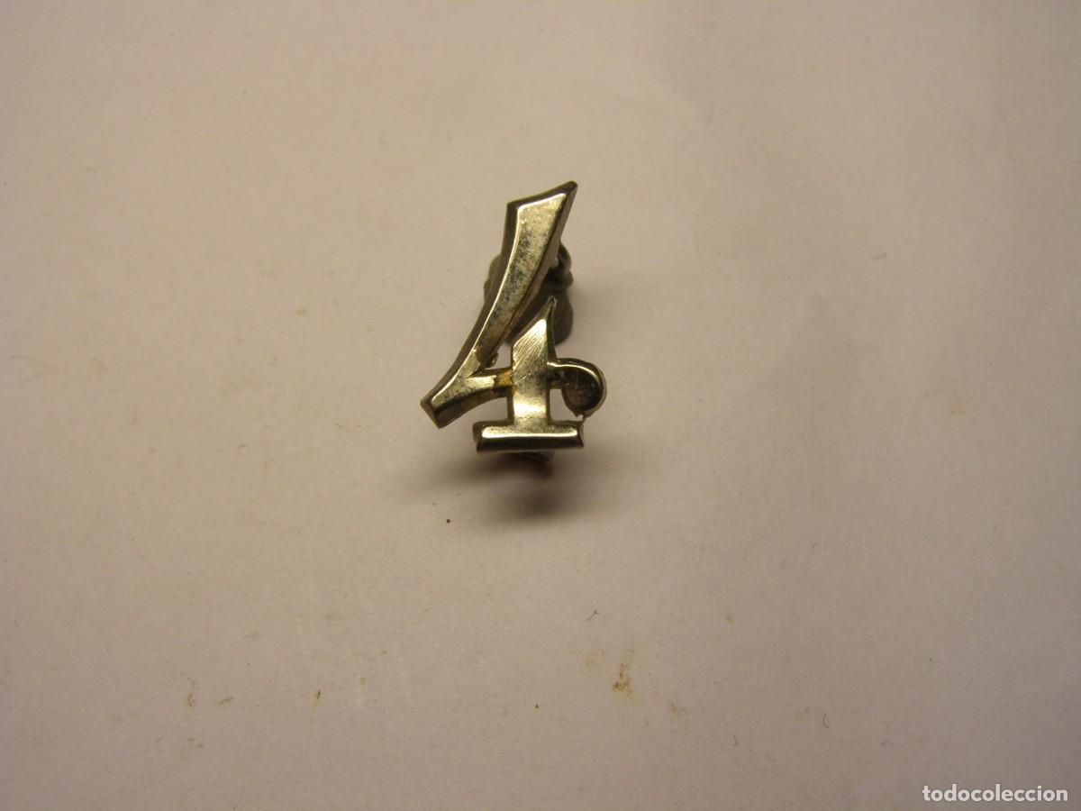 Militaria: Insignia n&ordm; 4 alfonsina de uniforme. - Foto 1