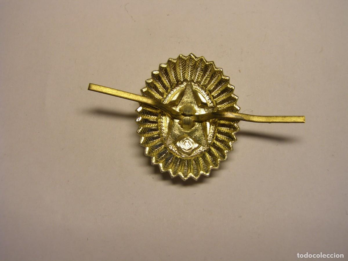Militaria: Insignia sovi&eacute;tica de de gorra. URSS. - Foto 2