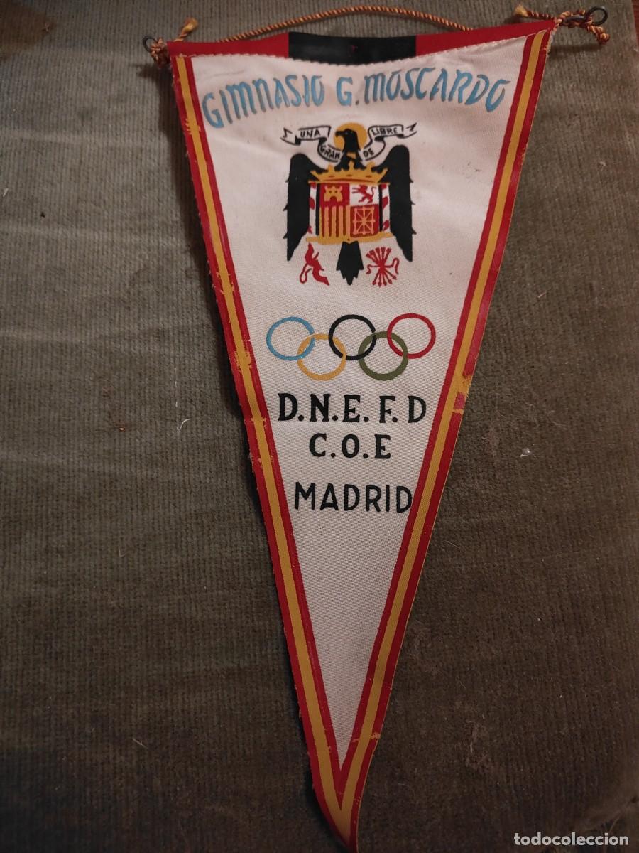 Militaria: Bandera de comit&eacute; ol&iacute;mpico espa&ntilde;ol - Foto 1