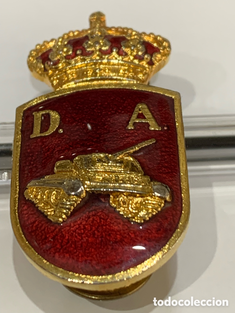 Militaria: Distintivo Permanencia Divisi&oacute;n Acorazada / Divisi&oacute;n Mecanizada Brunete 1 - Ej de Tierra Espa&ntilde;ol