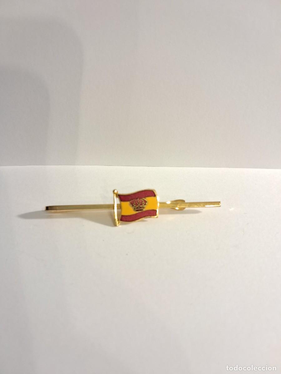 Militaria: PISACORBATA BANDERA ESPA&Ntilde;A