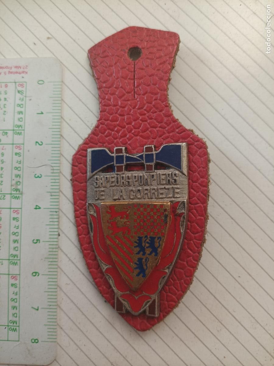 Militaria: FRANCIA, PEPITO / INSIGNIA DE BOMBEROS FRANCESA SAPEURS POMPIERS, La Correze