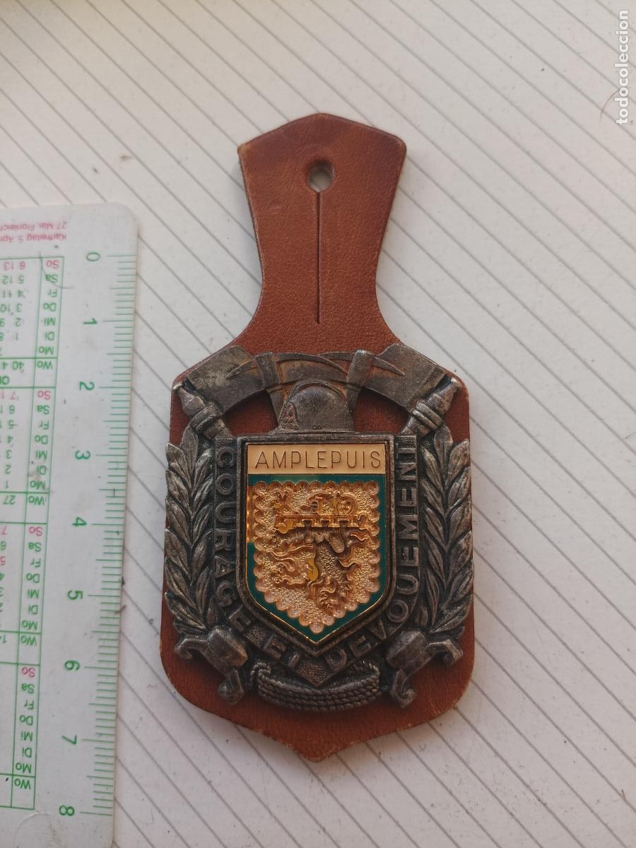 Militaria: FRANCIA, PEPITO / INSIGNIA DE BOMBEROS FRANCESA SAPEURS POMPIERS, AMPLEPUIS