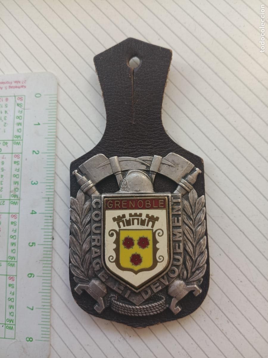 Militaria: FRANCIA, PEPITO / INSIGNIA DE BOMBEROS FRANCESA SAPEURS POMPIERS. GRENOBLE
