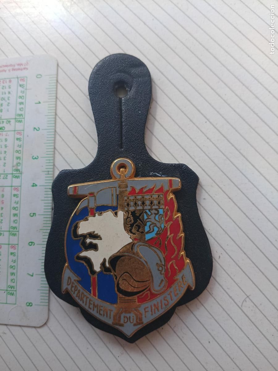Militaria: FRANCIA, PEPITO / INSIGNIA DE BOMBEROS FRANCESA SAPEURS POMPIERS, FINISTERE