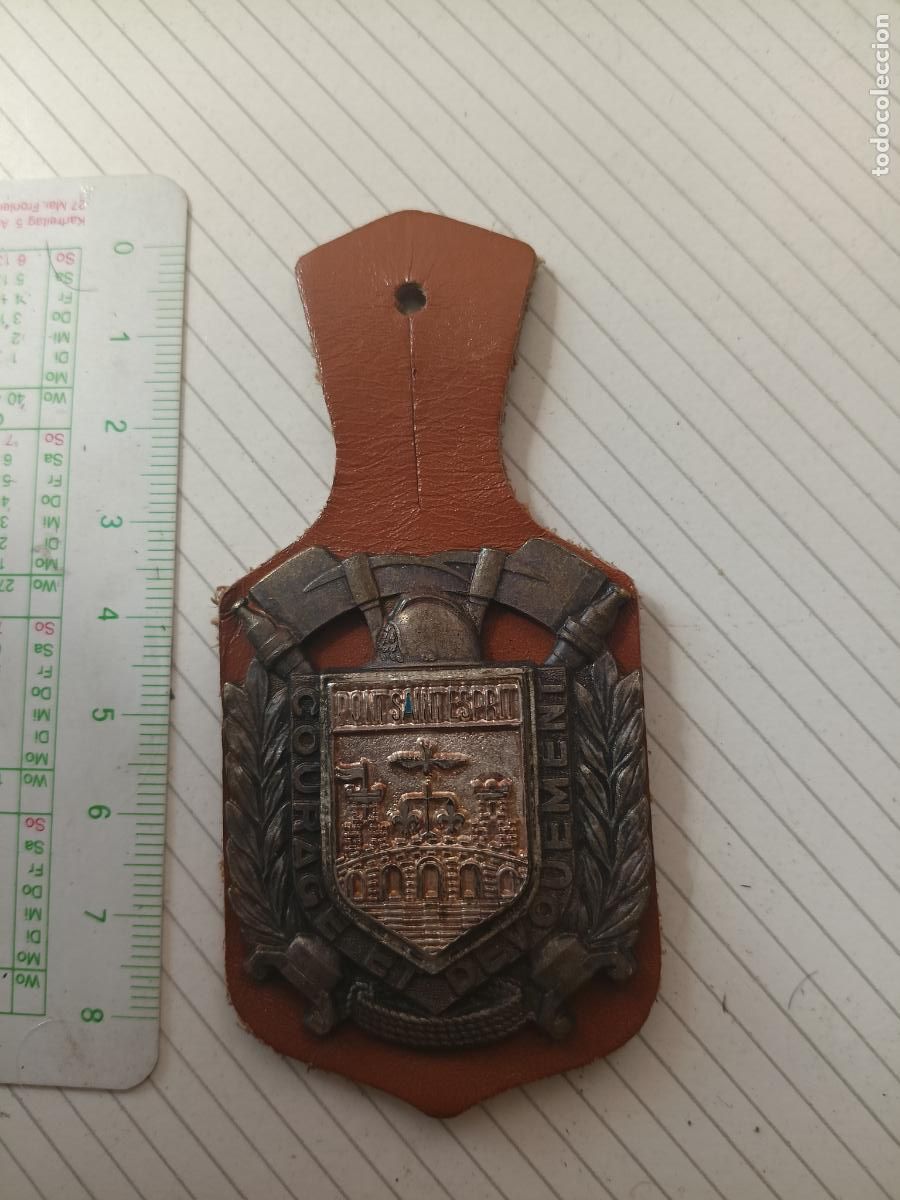 Militaria: FRANCIA, PEPITO / INSIGNIA DE BOMBEROS FRANCESA SAPEURS POMPIERS, PONT SAINT ESPRIT