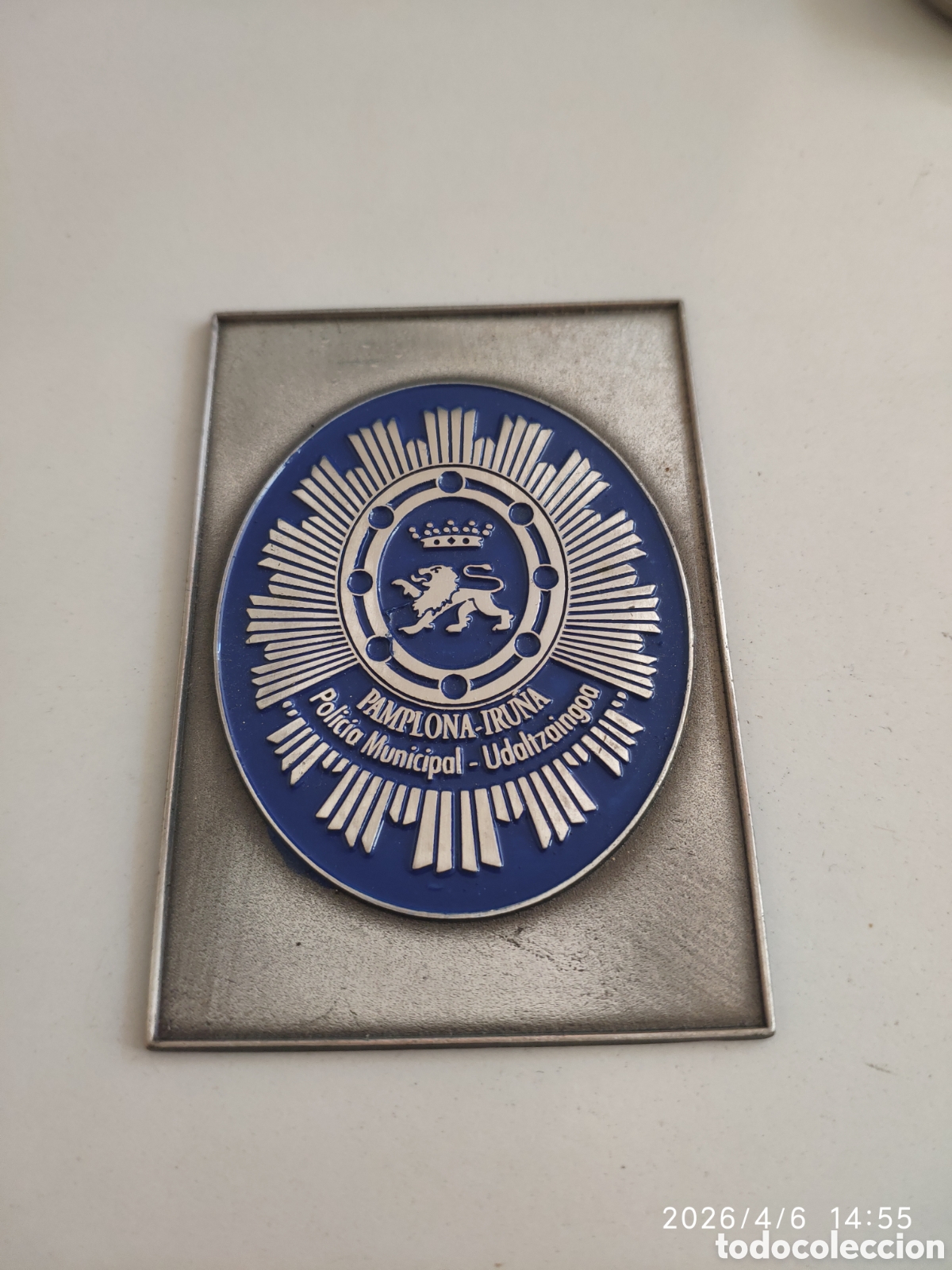 Militaria: Placa de cartera polic&iacute;a municipal udaltzaingoa Pamplona iru&ntilde;a