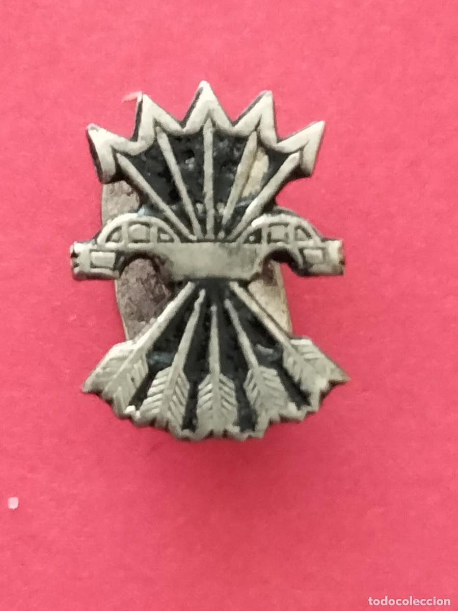 Militaria: Insignia de solapa FALANGE - Foto 1
