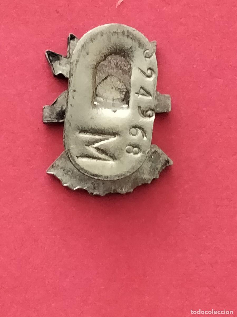 Militaria: Insignia de solapa FALANGE - Foto 2