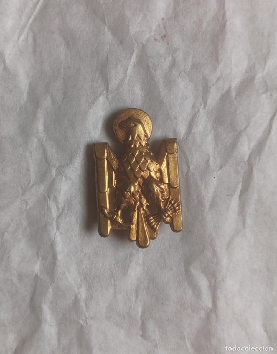 Militaria: Aguila de la Polic&iacute;a Armada de 3 cms. - Foto 1