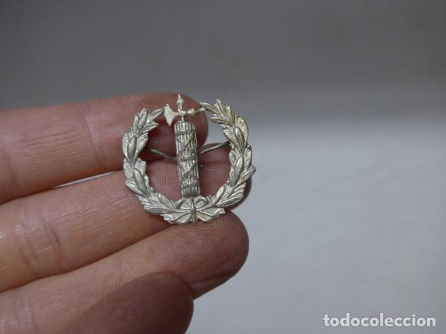 Militaria: Antigua insignia original del Cuerpo Juridico, guerra civil.