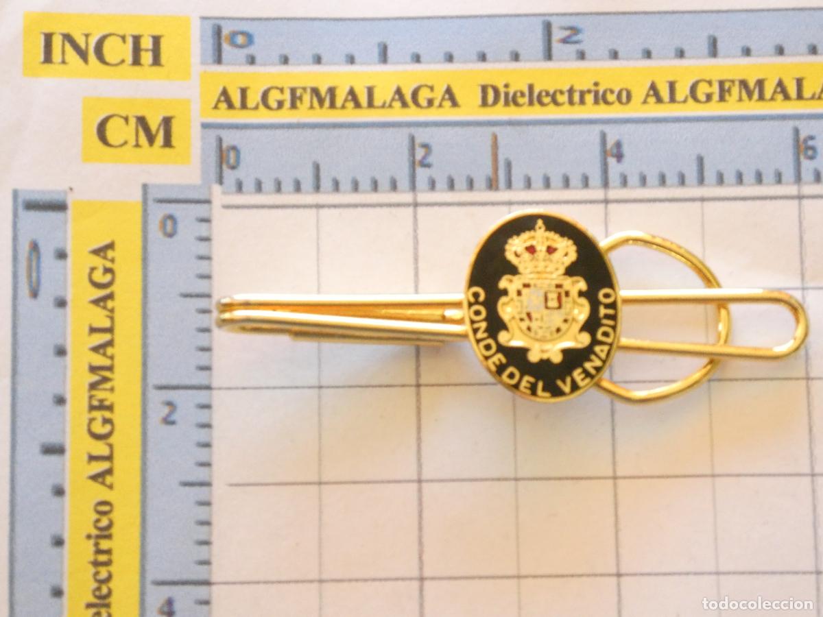 Militaria: INSIGNIA DE CORBATA PISACORBATAS MILITAR. ARMADA ESPA&Ntilde;OLA. BUQUE DESEMBARCO CONDE DEL VENADITO