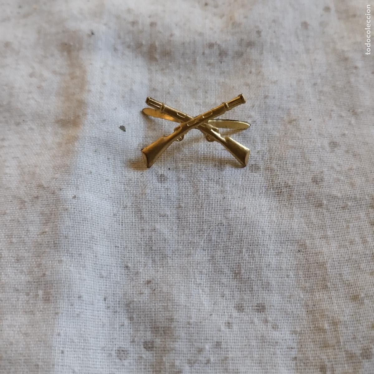 Militaria: INSIGNIA DE CARABINEROS