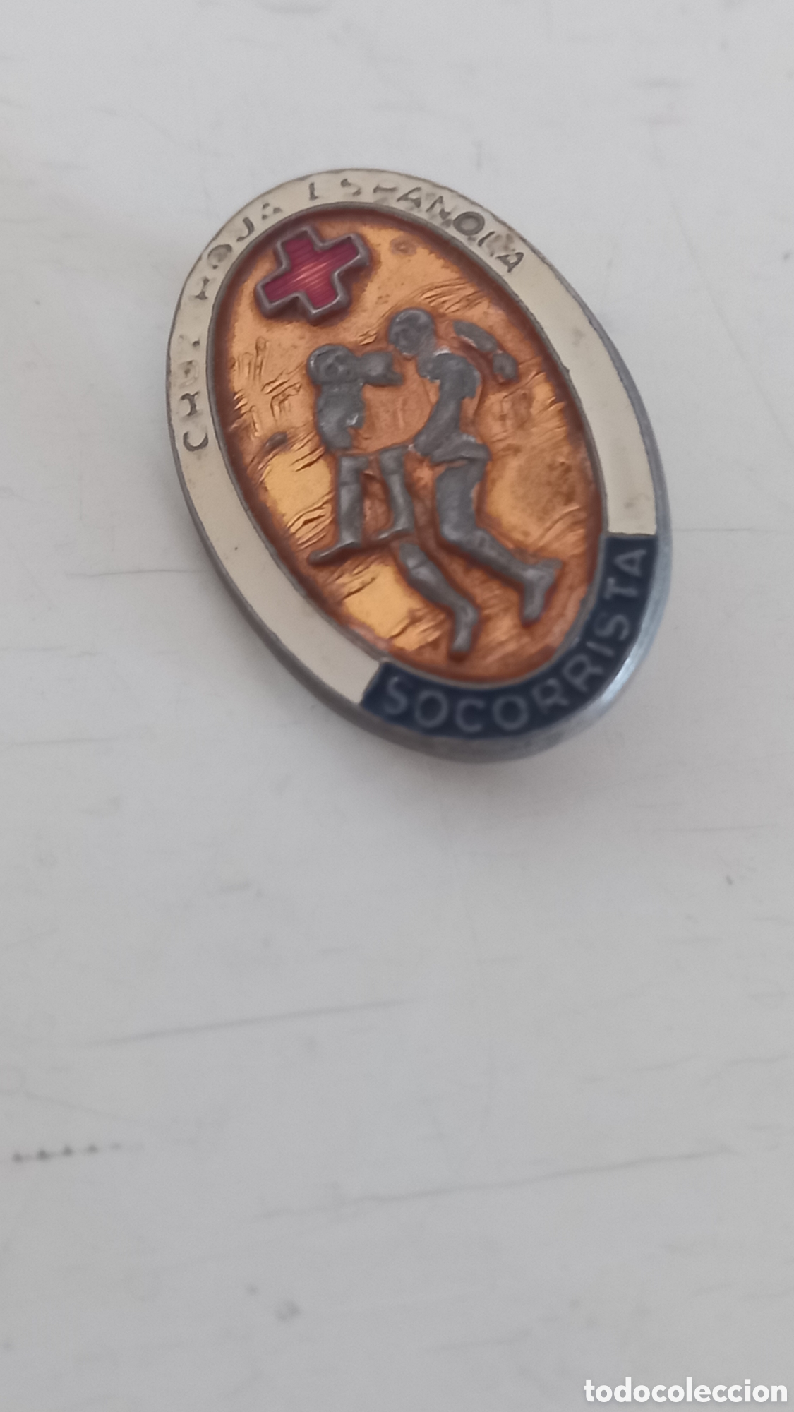 Militaria: Antigua chapa CRUZ ROJA ESPA&Ntilde;OLA. Socorrista