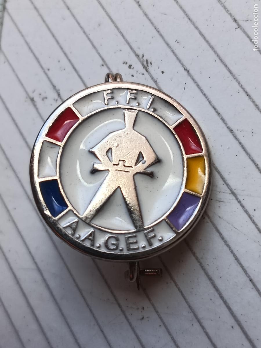 Militaria: Insignia guerrilleros espa&ntilde;oles en Francia. Maquis, F.F.I. A.A.G.E.F.