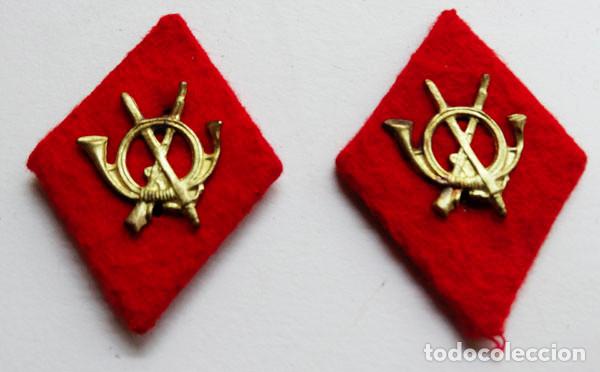 Militaria: PAR DE ROMBOS DE INFANTERIA,FIELTRO