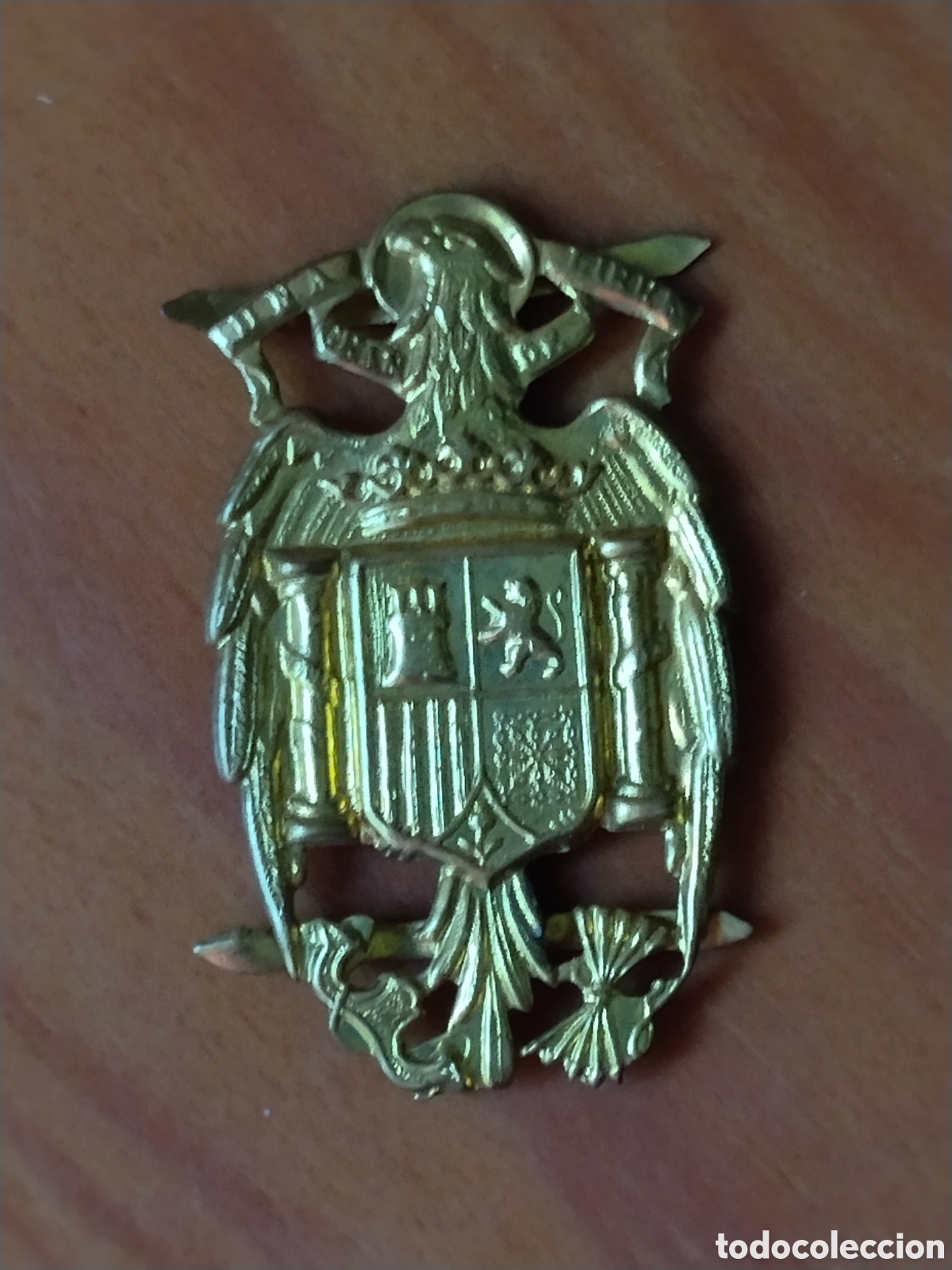 Militaria: Insignia de gorra &aacute;guila de san juan Falange guerra civil.falangista.funcionario.requete.bando nacio
