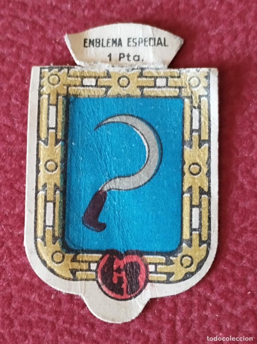 Militaria: Emblema social variados