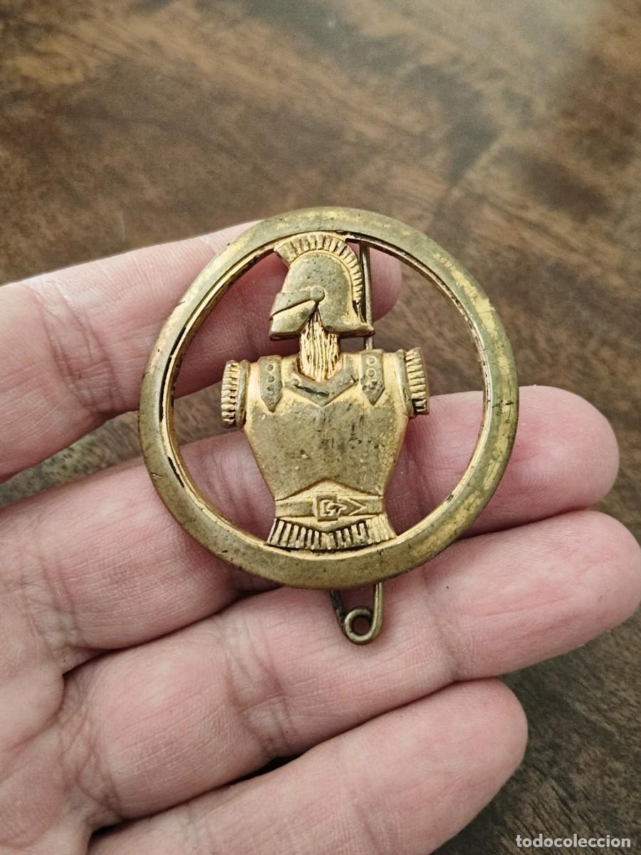 Militaria: Francia. Insignia de alfiler. Ver fotos.