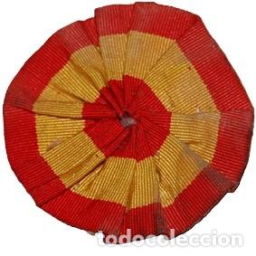 Militaria: ESCARAPELA/CUCARDA BANDERA DE ESPA&Ntilde;A DE LOS A&Ntilde;OS 40