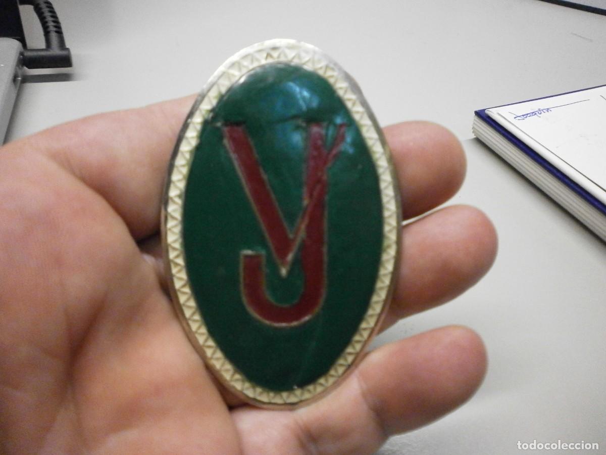 Militaria: placa de pecho vigilante jurado con numeracion ver fotos
