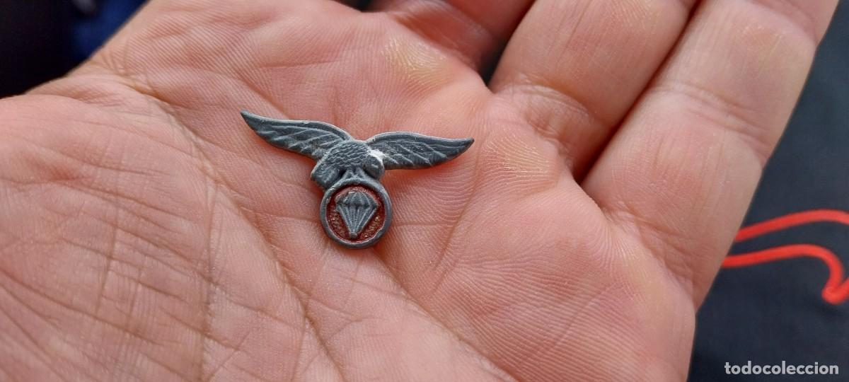 Militaria: MUY PEQUE&Ntilde;A INSIGNIA BRIGADA PARACAIDISTA
