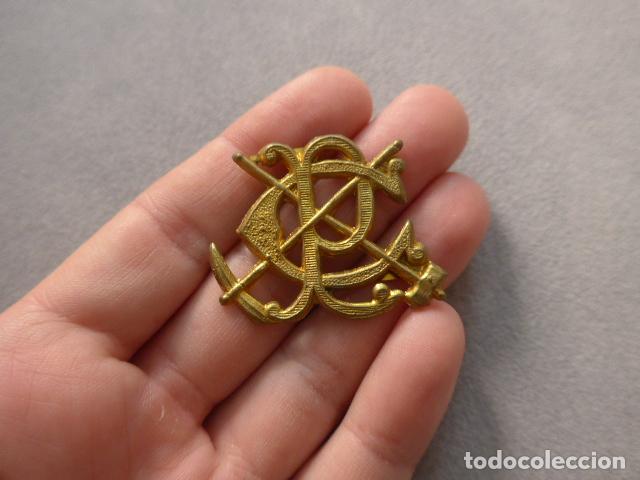 Militaria: Antigua gran insignia o emblema de peon caminero, original. Epoca de Alfonso XIII a Guerra civil.