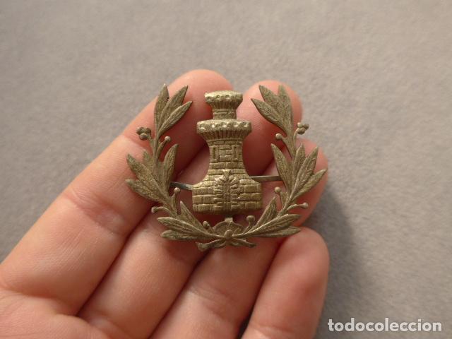 Militaria: Antigua gran insignia o emblema de ingenieros para gorra, original, epoca Republica y guerra civil.