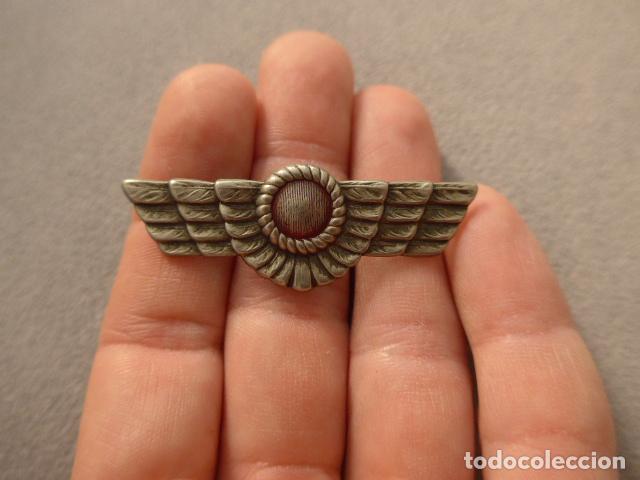Militaria: Antigua gran insignia rokiski de aviacion republicana para gorra, emblema original de guerra civil.