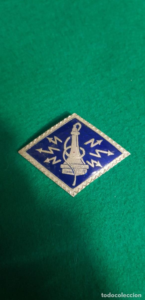Militaria: Insignia militar guerra civil