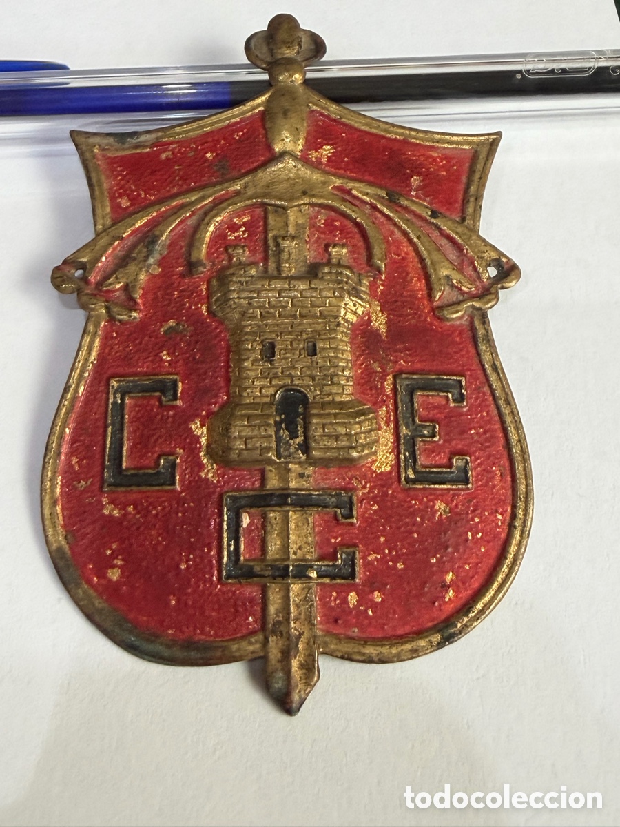 Militaria: Distintivo de Brazo - del Cuerpo del Ej&eacute;rcito de Castilla - Guerra Civil -