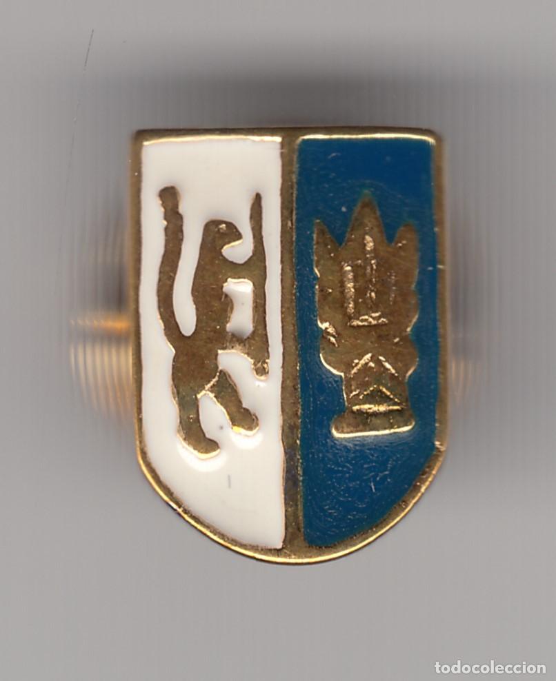 Militaria: PIN INSIGNIA REGIMIENTO INFANTERIA ALMANSA 18
