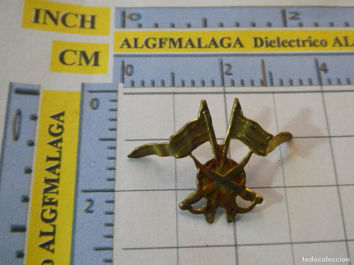 Militaria: INSIGNIA MILITAR. EJ&Eacute;RCITO ESPA&Ntilde;OL. CABALLER&Iacute;A &Eacute;POCA FRANQUISTA