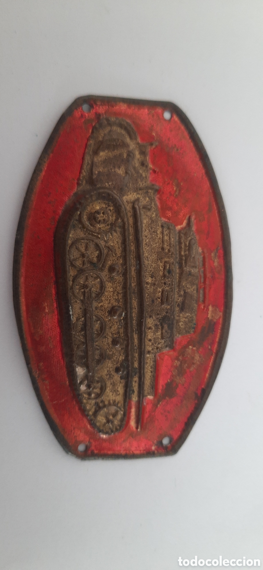 Militaria: insignia chapa tanque brunete