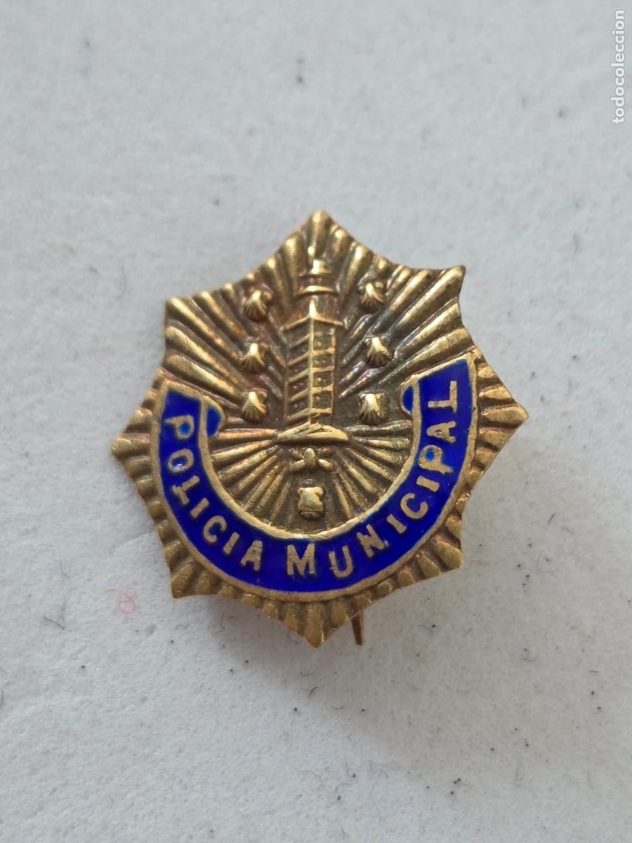 Militaria: PIN O INSIGNIA DE PLATA DORADA MALDE POLICIA MUNICIPAL A CORU&Ntilde;A GALICIA M9