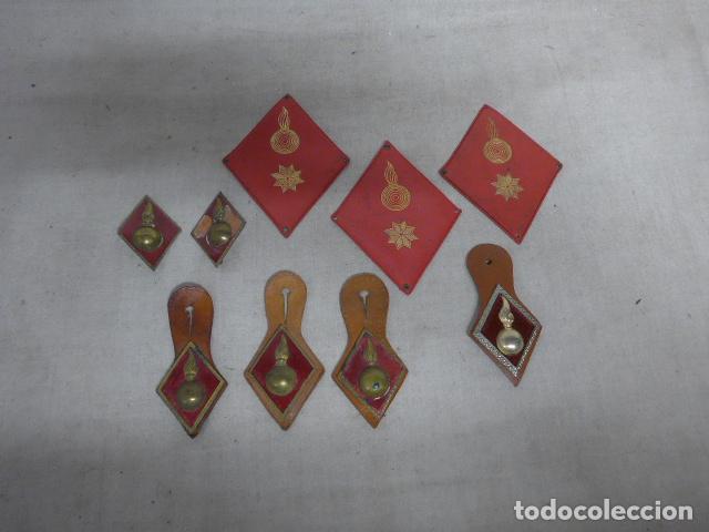 Militaria: Lote de insignias rombo de artilleria, parches y pepitos, originales franquistas, epoca de Franco.