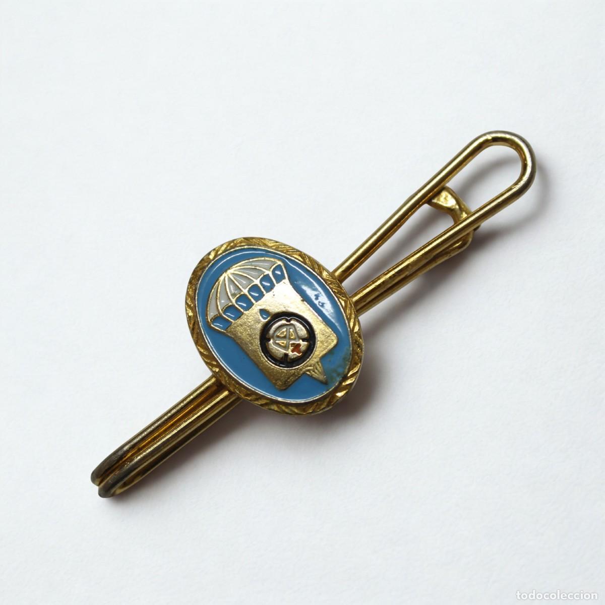 Militaria: Pisacorbatas BRIPAC Paracaidista Espa&ntilde;a Ejercito Militar Dorado Vintage